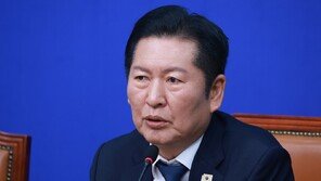 정청래 “장동혁 ‘尹 무죄추정’ 거론, 상식 없는 폭언·망언…尹 대변인인가”