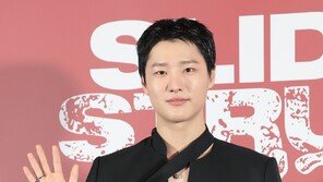 “물음표 같은 아티스트!”…우즈, 정규 앨범 앞두고 영화 찍은 이유