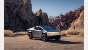 테슬라, 2만달러 낮춘 ‘보급형’ 사이버트럭 승부수…부진 탈출할까