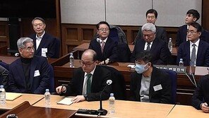 尹 “빈총 내란 봤나” 주장에… 법원 “총알 있든 없든 그 자체로 공포”