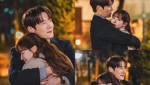 ‘아기가생겼어요’ 최진혁♥오연서, 껌딱지 모드…초밀착 포옹