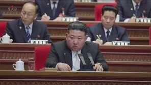北 당대회 3일째…김정은 “새로운 투쟁전략” 천명