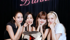 블랙핑크 유튜브 구독자 1억명 넘었다…전세계 아티스트 최초