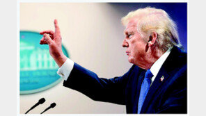 [Q&amp;A]상호관세 위법 판결에도 ‘투트랙 압박’…한국 영향은 