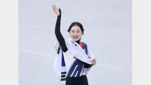 ‘폐회식 기수’ 최민정 “의미 있고 멋진 역할로 마무리 감사”