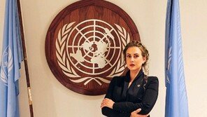 “날 잡아봐요, 베이비”…FBI 요원에 취중 문자 보낸 여성 구속