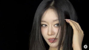 티아라 지연, 튜브톱 입고 섹시미 폭발 인형 미모