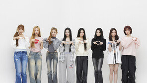 하츠투하츠 “데뷔 1주년, 자랑스러운 존재 될 것” [일문일답]