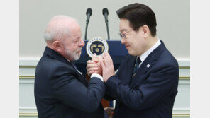 “내 잘생김 비결은 K-화장품”…브라질 대통령 ‘국빈 선물’은?