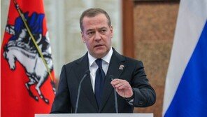 러 “영·프, 우크라에 핵 이전 계획”…英佛 일축 “푸틴 실패 덮기”