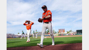 이정후, MLB 시범경기 3경기 연속 안타…첫 타점도 신고