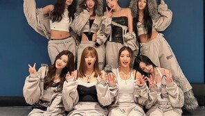 트와이스, 美 ‘지미 팰런쇼’ 출격…월드투어 북미 공연도 순항