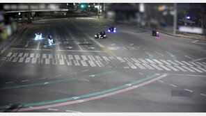 새벽 부산 도심 번호판 뗀 폭주족 14명 검거…13명이 10대