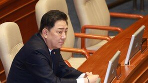 경찰, 김병기 차남 피의자 소환…숭실대 편입·빗썸 취업 관련 조사