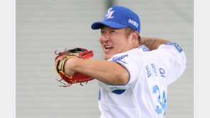 43세 최형우 “18년간 가슴에 사표 간직… 삼성서 후회없이 마무리”