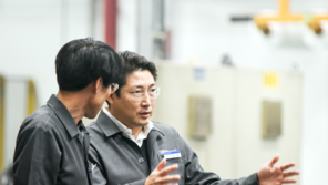 “‘팀 정신’으로 100년 기업 도약 할 것”