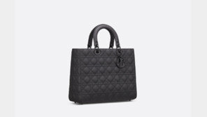 “새 폰 갖고 싶어서”…中서 부모 명품 컬렉션 27000만원어치 몰래 판 딸