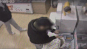 이틀간 무인점포 16곳 돌며 현금·물건 훔친 일당, 검거