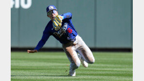 WBC 대표팀 합류 앞둔 김혜성, 시범경기 첫 아치…송성문 첫 안타