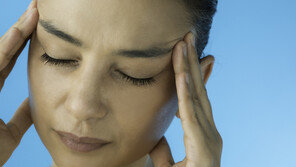 “귀 안까지 찌릿”…뒤통수 통증 부르는 이 질환은?