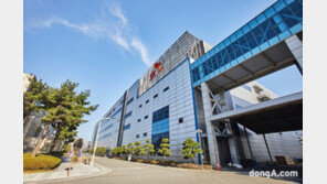 [K-TECH 글로벌 리더스] 〈SK그룹②〉 배터리 판 뒤집는 ‘SK온’… 전기차·ESS·방산 영역 확장