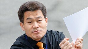 이준석과 부정선거 토론 앞둔 전한길 “수갑 차고라도 갈 것”