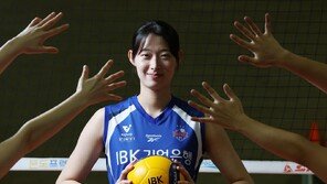 유효 블로킹 1위 ‘철벽녀’ 최정민 “봄 배구 포기 못해”