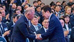 현대차, 새만금에 ‘AI-로봇-수소’거점… 2029년까지 9조 투자