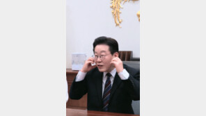 李대통령 “큰 거 온다…2월 28일 커밍쑨”