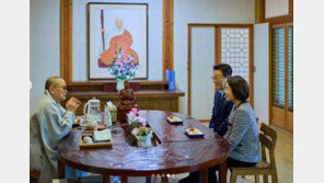 송광사 방문 李 대통령 내외…“고요함 속 다시 힘 얻어”