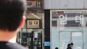 내수 칼바람에…음식업·임대업, 20개월 넘게 사업자 감소