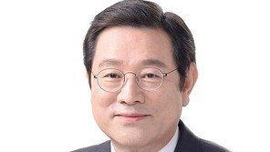 부영그룹 신임 회장 이용섭 前장관