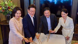 李대통령, 싱가포르 웡 총리와 오찬 “잼며들었웡”