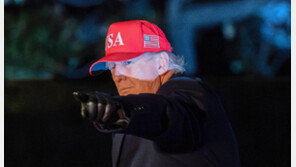 트럼프, 마두로때처럼 ‘親美 이란’ 노림수… 체제 전복도 언급