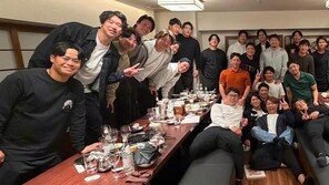 오타니 등 빅리거 8명 日대표팀 회식, 최고참 선배가 쏴