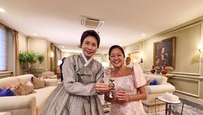 김혜경 여사, 필리핀 영부인과 ‘디저트 타임’…“한식 닮은 따뜻함 느껴”