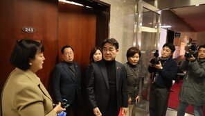 국힘 소장파 ‘절윤’ 요구 멈춘다…“선거 책임 장동혁 몫”