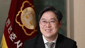 “청년 변호사 AI로 대체, 무리한 수임 경쟁에 징계받는 변호사도 늘어”