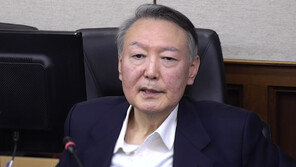 尹, 체포방해 2심 첫 재판서 “혐의 납득 어려워”