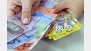 호주 성별 격차 보고서 “연봉 3억 고소득 직종…남성이 여성의 2배”