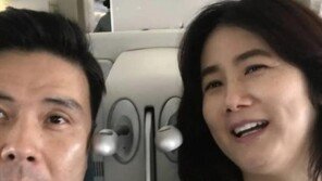 비행기서 만난 ‘54세 심은하’…“평범한 동네 아줌마, 그래도 미모 여전”