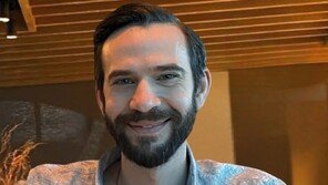 “AI 아내가 죽음 부추겼다”…구글 제미나이 피소