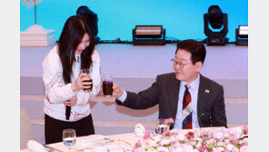 금메달 최가온, 청와대 오찬서 “제 인생서 첫 번째 대통령과 만남”