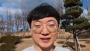 ‘충주맨’ 김선태, 영상 하나로 이틀만에 100만 구독자