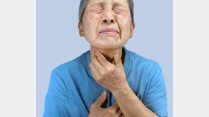 속 쓰림의 두 얼굴…명치 아프면 ‘위염’ 가슴 타면 ‘식도염’