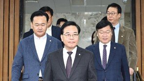 국힘 “주한미군 전력 반출하는데 정부는 안이” vs 민주 “폄훼 말라”