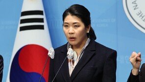 이태원 참사 ‘닥터카 탑승’ 신현영 무혐의…檢 “응급이송 방해로 보기 어려워”