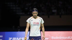 안세영, 왕즈이에 덜미 잡히며 한국 단식 최초 전영오픈 ‘2연패’ 실패