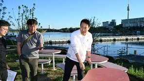 오세훈 “한강버스 선착장, 오스트리아 빈 수변처럼 매력공간 만든다”