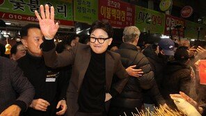 한동훈, 또 ‘尹도 계엄 안했으면 코스피 6000’ 발언 설명